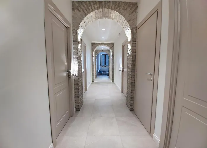 Astom Suites